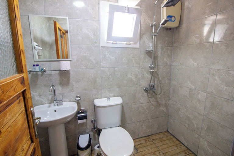 Bathroom 4, GÜL PENSİON, Fethiye