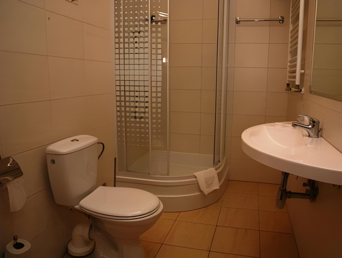 Bathroom 3, Gosciniec Sucholeski, Poznań