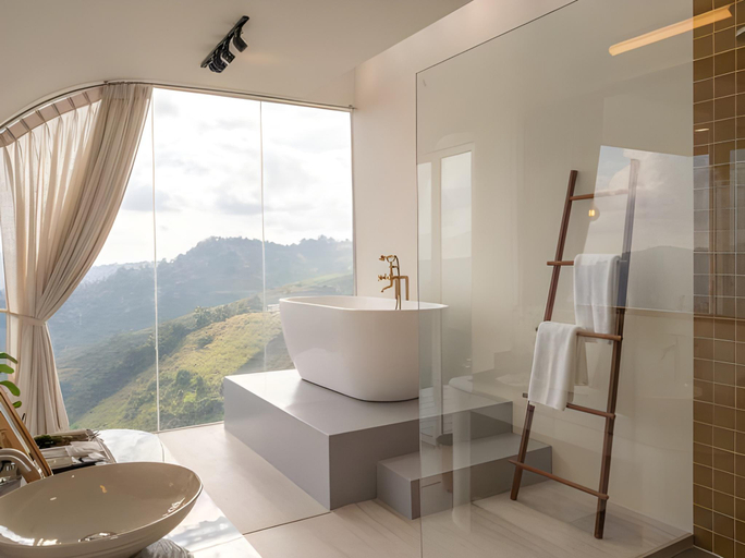 Bathroom 3, nai r kaad, Mae Rim
