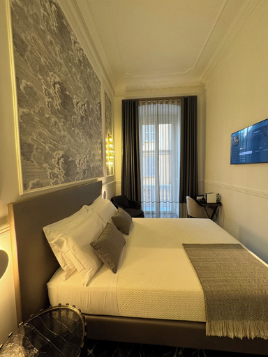 Bedroom 24