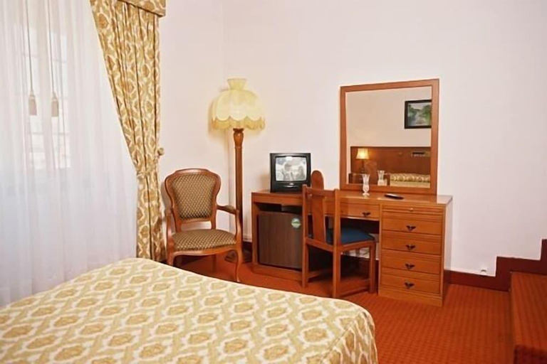 Bedroom 2, Hotel Nazareth, Lisbon