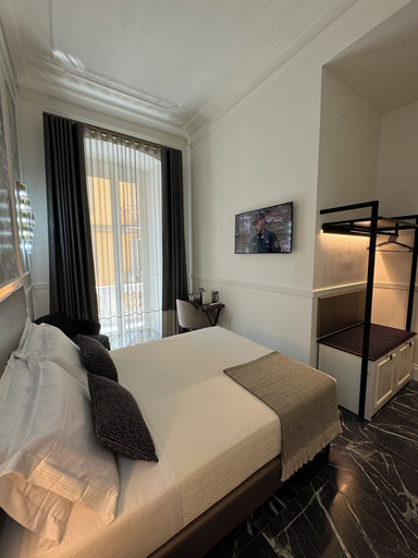 Bedroom 22