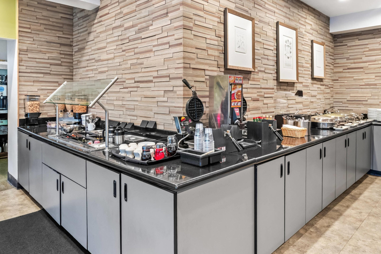Food & Drinks 5, Radisson Hotel Portland Airport, Multnomah