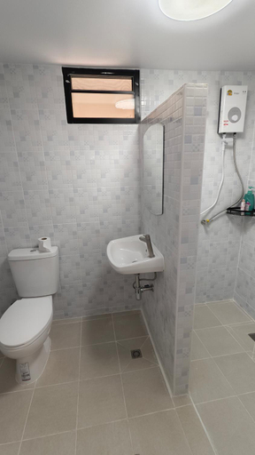 Bathroom 3, So Proud Khaokho, Khao Kho