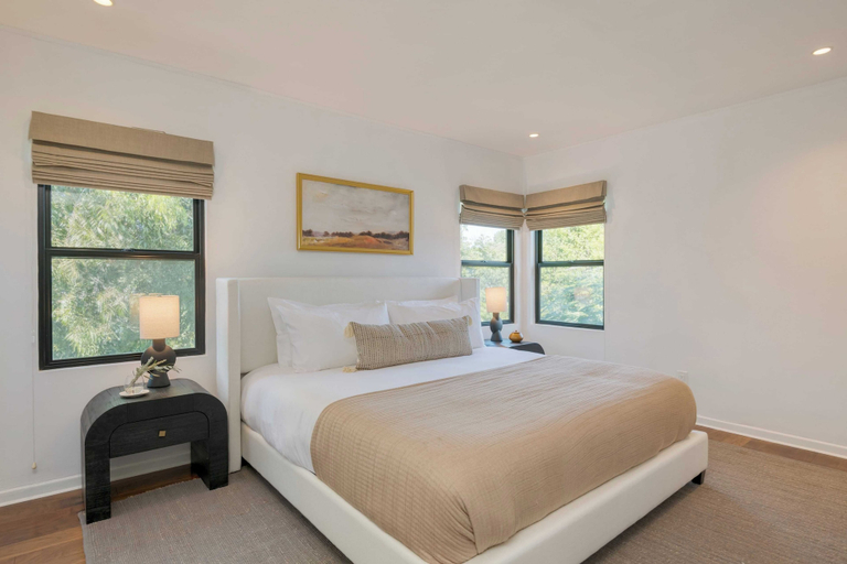 Bedroom 2, Silver Screen by Avantstay Luxe Backyard Escape, Los Angeles