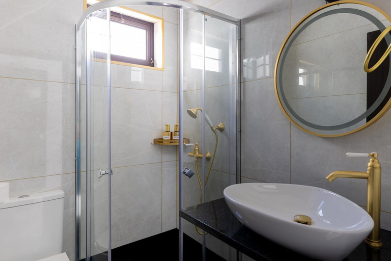 Bathroom 3, Magna Oura, Albufeira