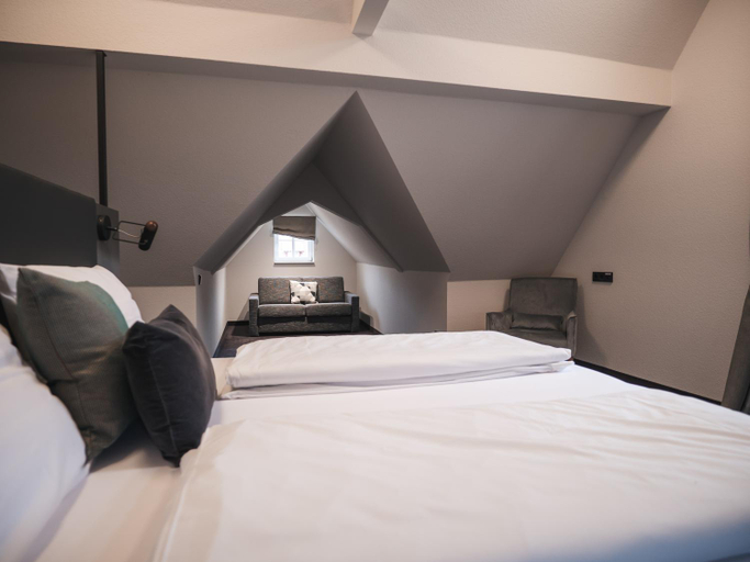Bedroom 3, STEINHAUS 1718, Wetteraukreis