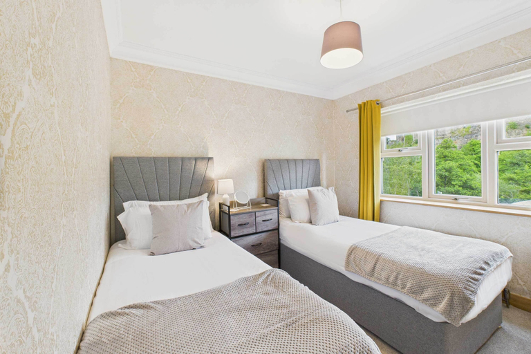 Bedroom 2, Host Stay Castle View, Durham