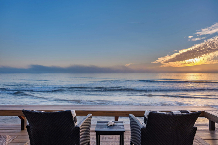Others 5, Unbeatable Beachfront Bliss w/ Ocean Views, Luxe Interiors & Patio Beach Road, Orange