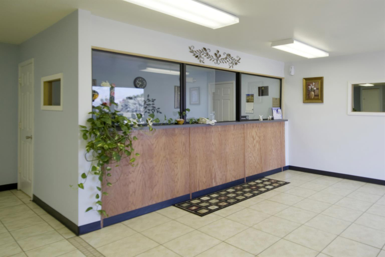 Public Area 2, America's Best Inn, Muskogee