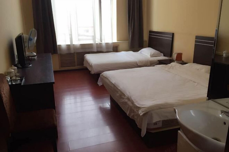 Room 5, Fenglin Blueberry Hotel, Yichun