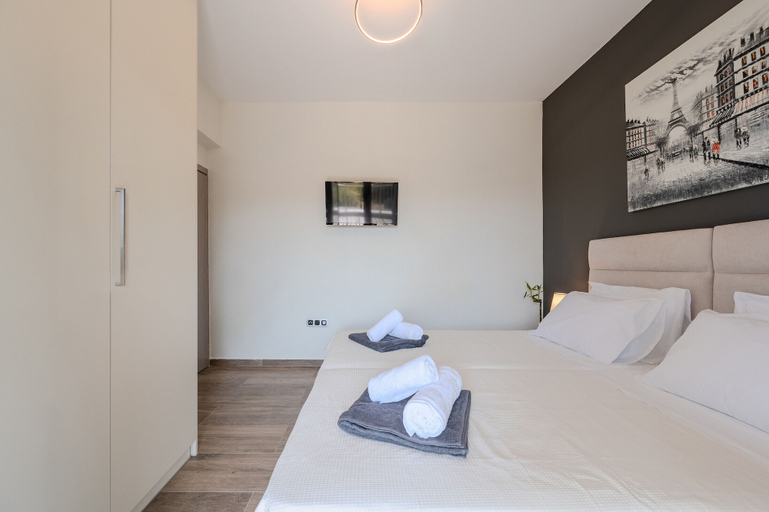 Bedroom, 3a's Family Luxury Villa, Crete