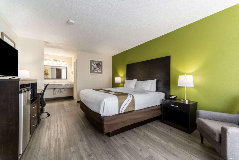 Bedroom 3, Quality Inn Suites Vandalia, Fayette