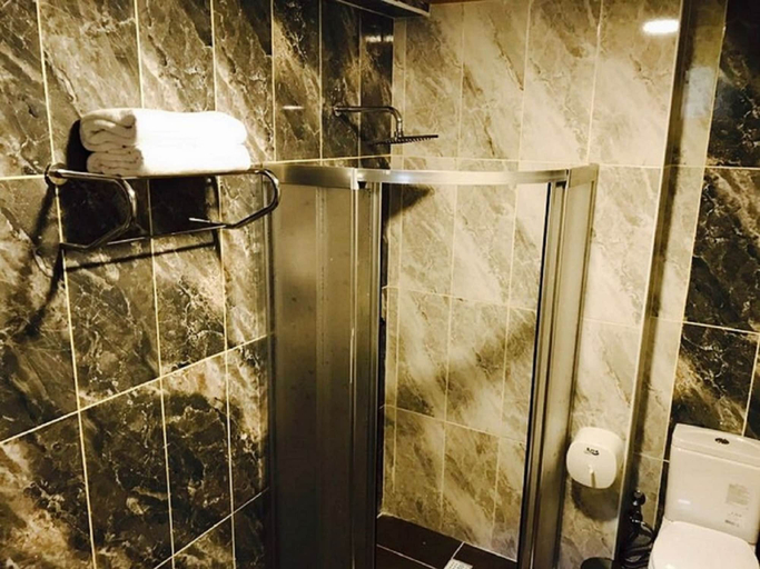 Bathroom 5, Sweet Home Suite Hotel, Merkez