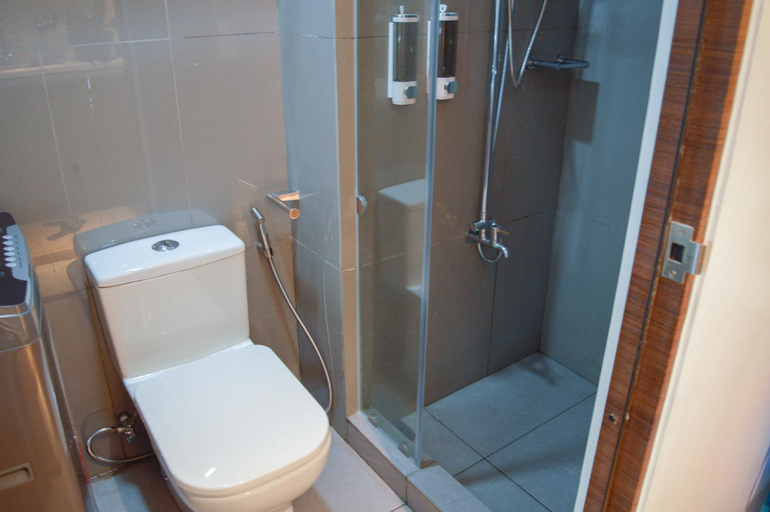 Bathroom 3, Air Residences, Makati City