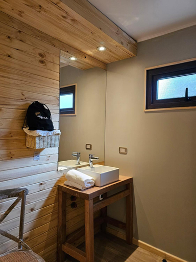 Bathroom 4, HOTEL BACARIS, General Carrera