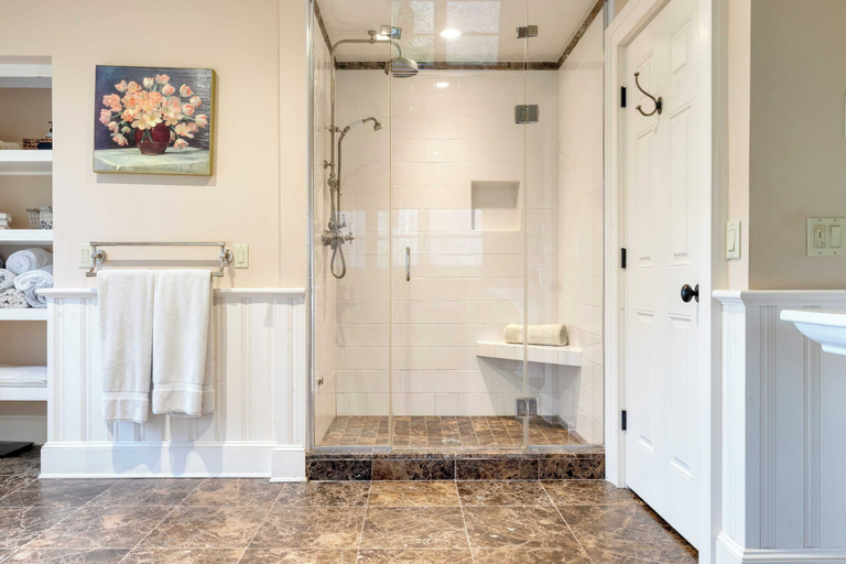 Bathroom 4, Catskill Park Farm by Avantstay Huge Yard, Fire Pit Near Windham Ski Resort, Greene