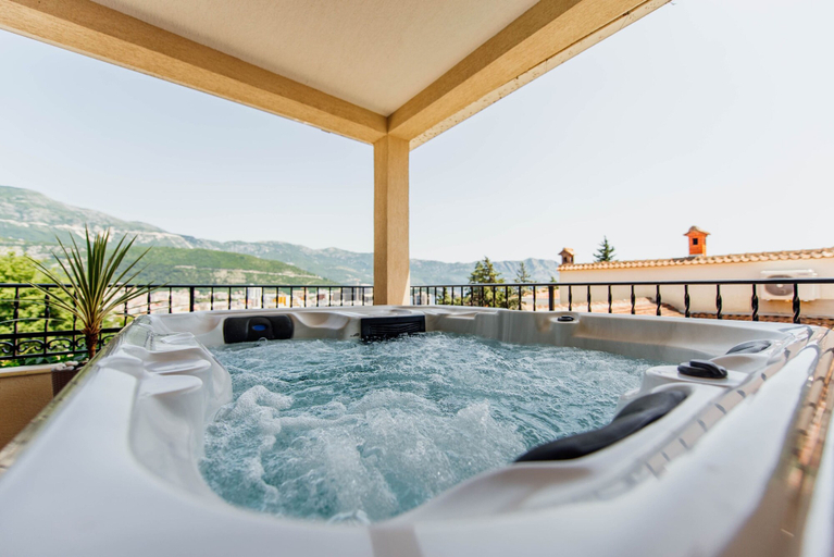 Sport & Beauty 3, Villa Danigo