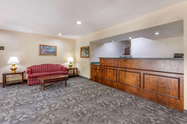 Public Area 2, Econo Lodge Saint Stephen, Berkeley