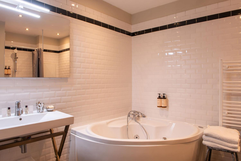 Bathroom 3, Suites Helzear Montparnasse, Paris