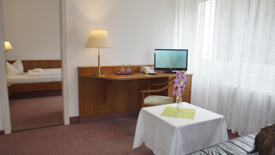 Bedroom 3, Naturparkhotel Haus Hubertus, Görlitz
