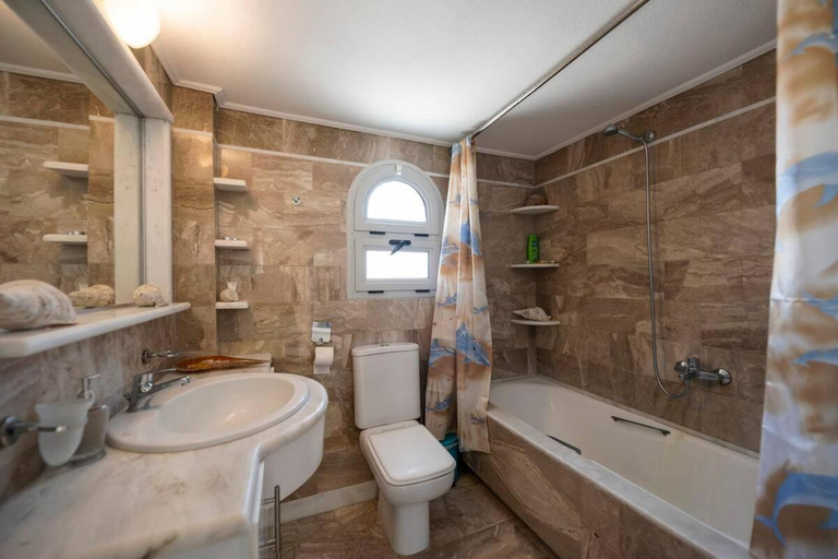 Bathroom 5, Black Coast Santorini, South Aegean