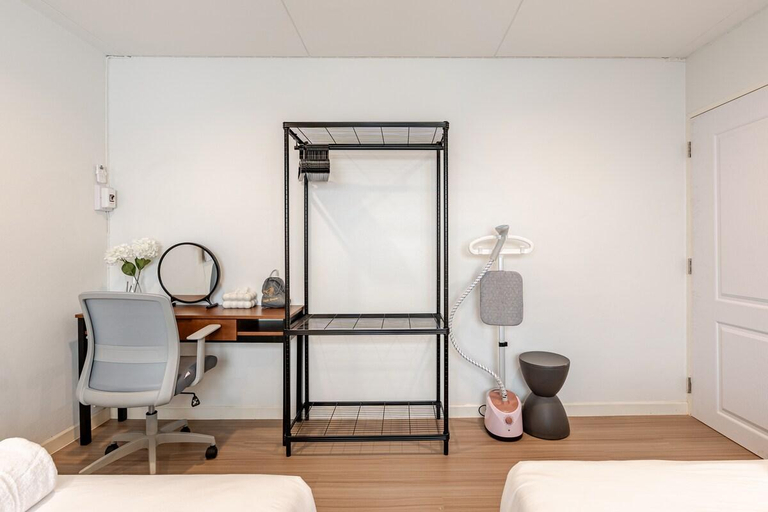 Bedroom 2, 3A-168 House Near BTS-icon siam, Khlong San