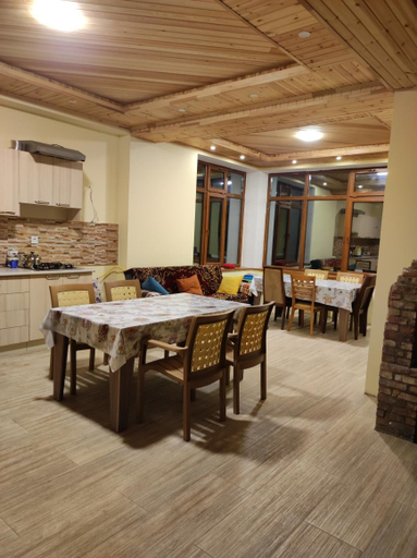 Food & Drinks, The River View Villa, Quba