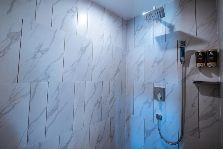 Bathroom 3, Dali Shushanju Seaview Holiday Villa, Dali Bai