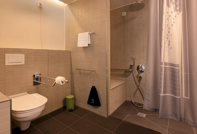 Bathroom 5, ipartment Hamburg Hafencity, Hamburg