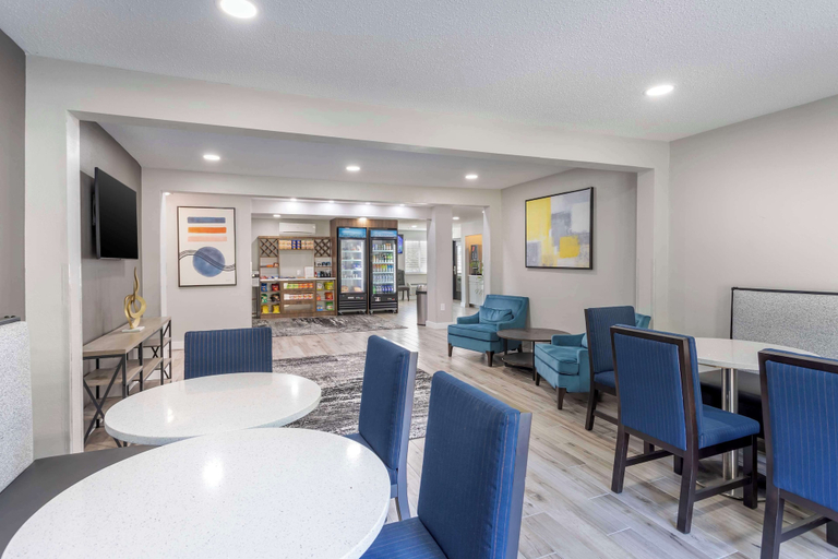 Food & Drinks 5, Executive Residency by Best Western Philadelphia-Willow Grove, Montgomery