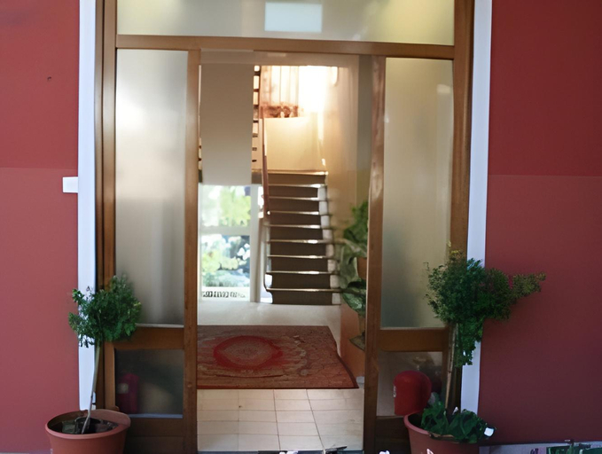 Others 4, Maestral Residence, Piran