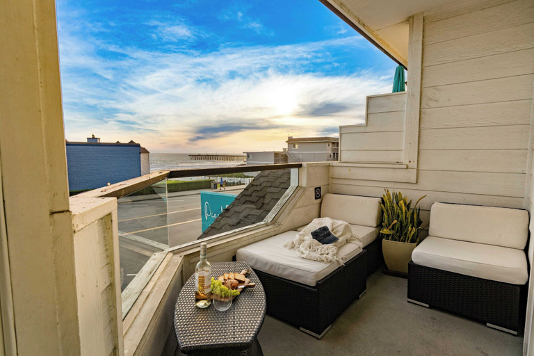 Others 1, 2 Cayucan Bungalows Steps to Beach + Shared Lounge Sleeps 12, San Luis Obispo