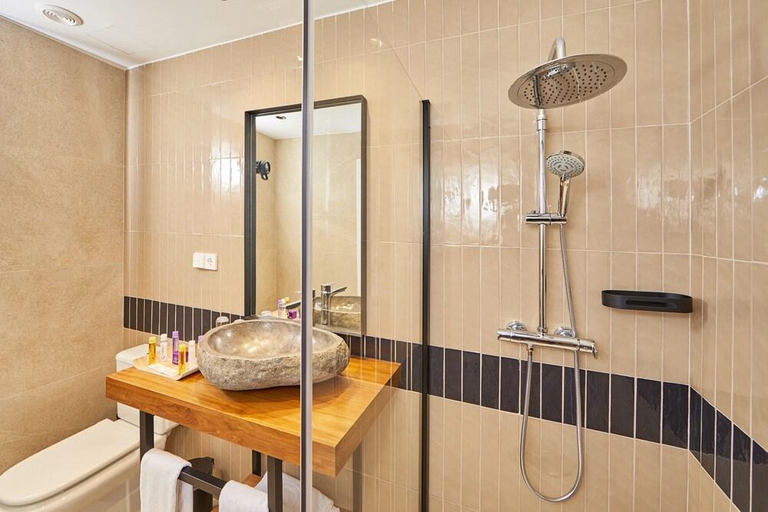 Bathroom 4, FERGUS Conil Park, Cádiz