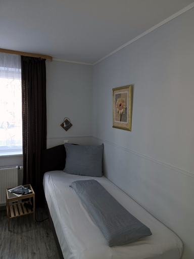 Bedroom 2, Lieth Hotel Grünreich, Heidekreis