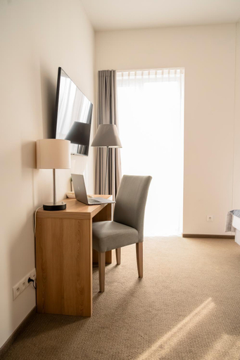 Others 5, Hotel Arkadia Jelcz Laskowice, Wrocław