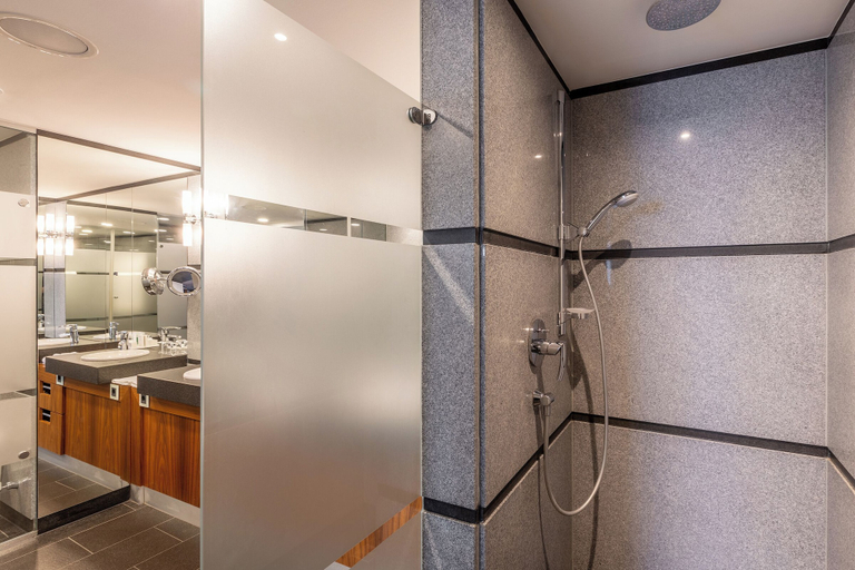 Bathroom 5, NYX Hotel Erfurt by Leonardo Hotels, Erfurt