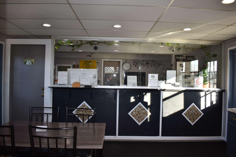 Public Area 3, Americas Best Value Inn Marion, OH, Marion
