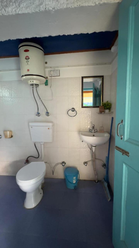 Bathroom 3, The Satvic Retreat, Kullu
