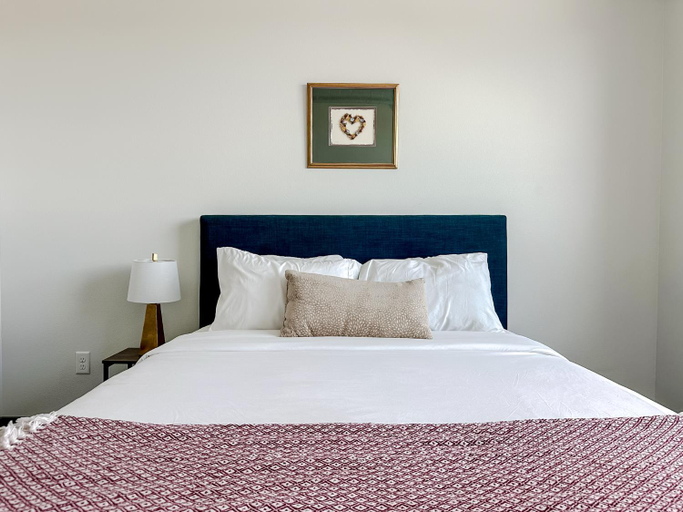 Others 2, Sleepover 1BD 1BA Des Moines Apartments, Polk