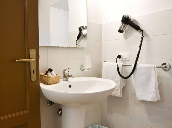 Bathroom 3, Il Carmine Dimora Storica, Trapani