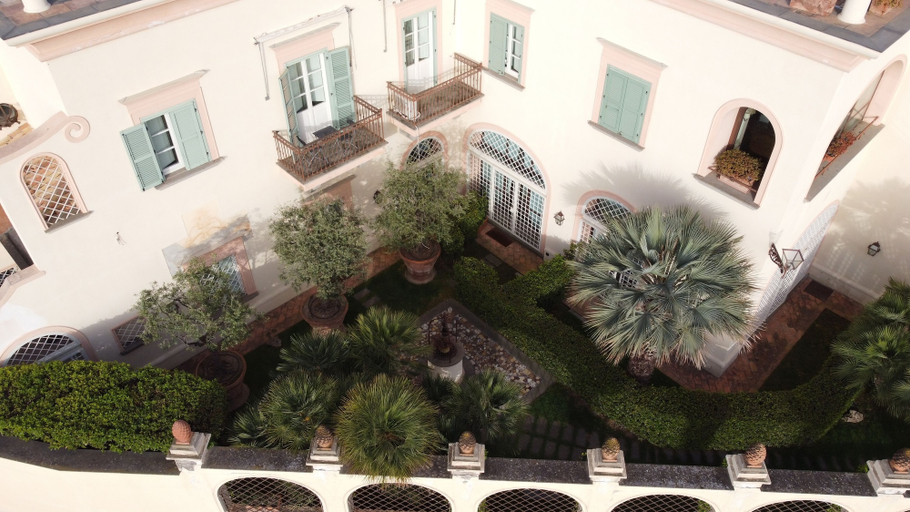 Exterior & Views 2, Casa Raiola Luxury rooms, Napoli