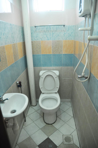 Bathroom 5, Sakiza View Hotel Setia Tropika, Johor Bahru