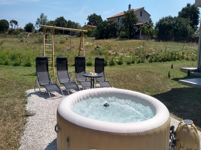Sport & Beauty, Holiday Home in Istria near Pula Beach, Vodnjan