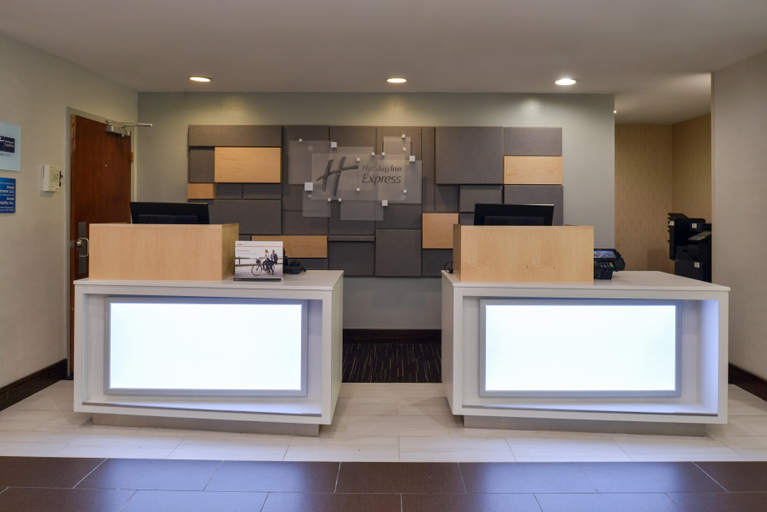 Public Area 2, Holiday Inn Express TOWSON BALTIMORE N by IHG, Baltimore