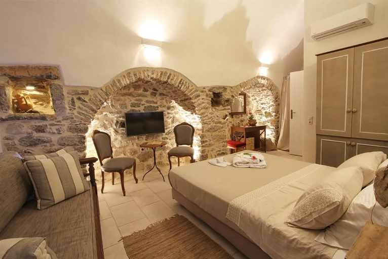 Bedroom 3, Mesta Mastic, North Aegean