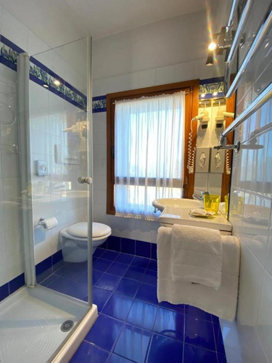 Bathroom 3, Il Ghebo, Venezia