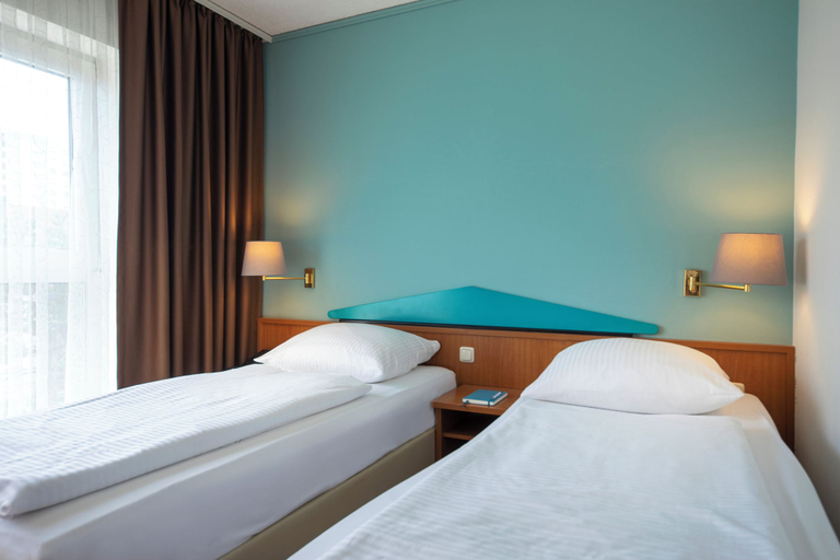 Bedroom 2, ACHAT Hotel Frankfurt Maintal, Main-Kinzig-Kreis