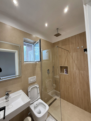 Bathroom 4, Maison Apartments, Vlorës
