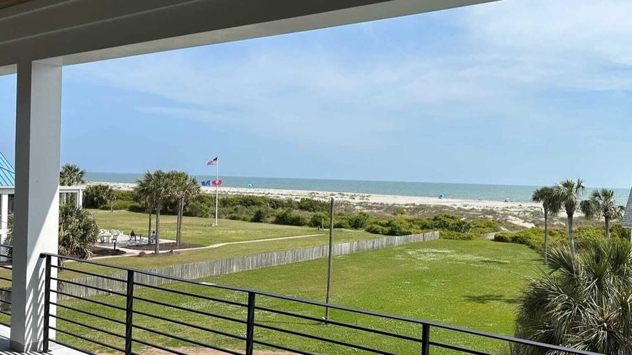 Others 5, 3 47th Avenue by Avantstay Oceanfront + Private Pool + View, Charleston